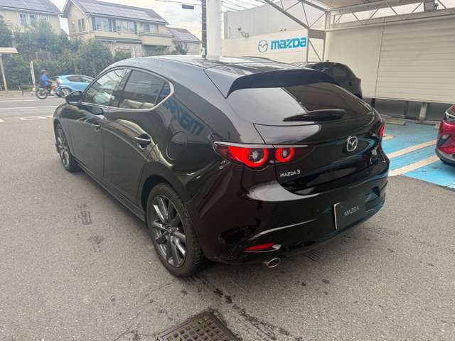 マツダ ＭＡＺＤＡ３　ファストバック ２．０ ２０Ｓ バーガンディ セレクション R4年 (関東) 99