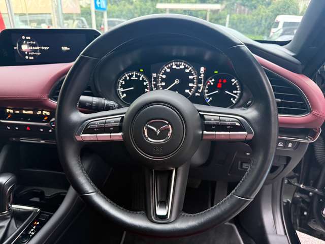 マツダ ＭＡＺＤＡ３　ファストバック ２．０ ２０Ｓ バーガンディ セレクション R4年 (関東) 99