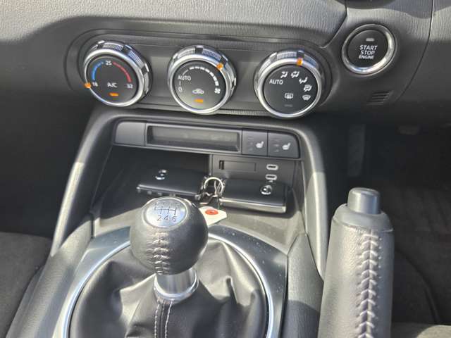 マツダ ロードスター １．５ Ｓ スペシャルパッケージ R6年 (関東) 99