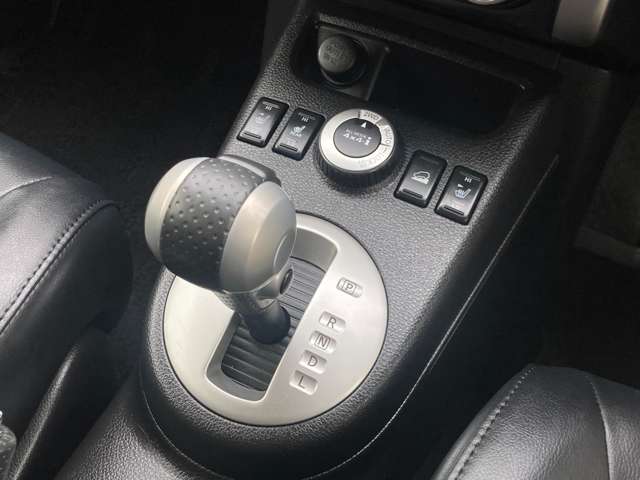 日産 エクストレイル ２．０ ２０ＸＴＴ ４ＷＤ H25年 (東海) 99