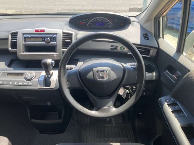 ホンダ フリード １．５ Ｘ 車イス仕様車 ２列シートタイプ H25年 (東海) 99