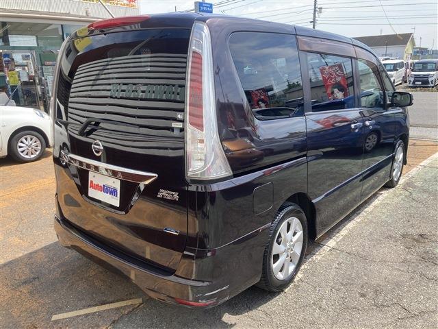 日産 セレナ ２．０ ハイウェイスター H23年 (東海) 99