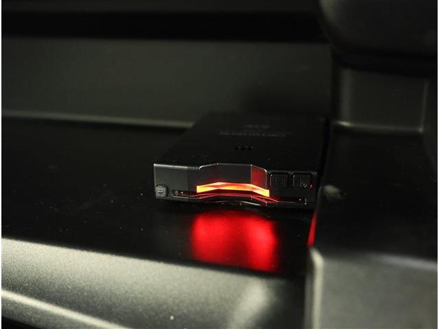 トヨタ カローラフィールダー　ハイブリッド １．５ ハイブリッド H30年 (東海) 99