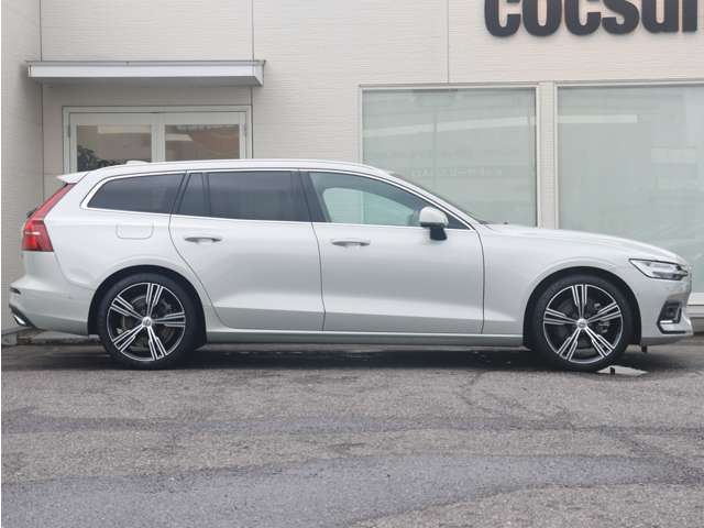 ボルボ Ｖ６０ Ｔ５　インスクリプション R2年 () 99