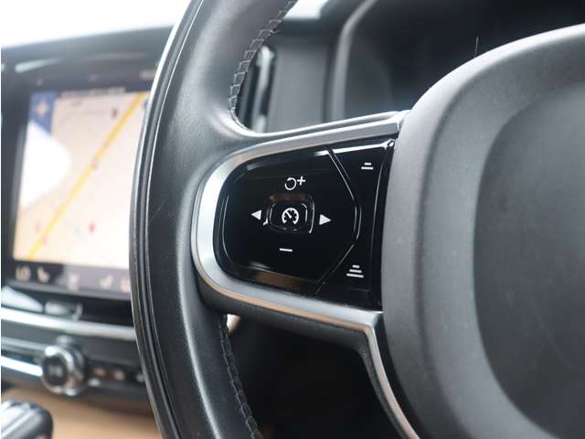 ボルボ Ｖ９０クロスカントリー Ｔ５ ＡＷＤ サマム ４ＷＤ H29年 () 99