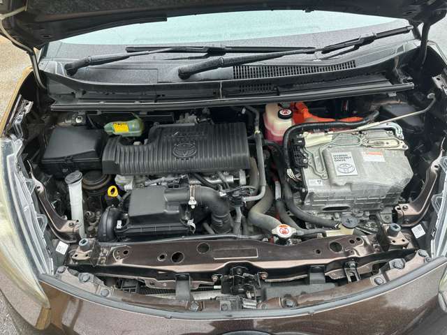 トヨタ シエンタ　ハイブリッド ハイブリッド １．５ Ｇ クエロ H29年 (関東) 99