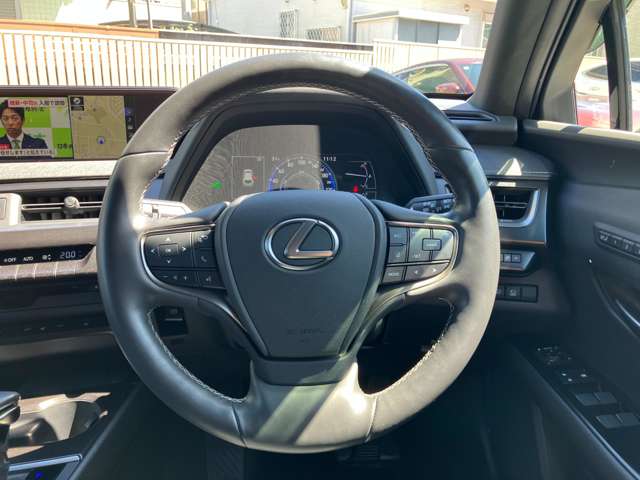 レクサス ＵＸ２５０ｈ バージョンＣ R1年 () 99