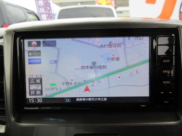 スズキ スペーシア ６６０ カスタム Ｚターボ ユーティリティＰＫＧ デュアルカメラブレーキサポート装着車 ４ＷＤ H29年 () 99