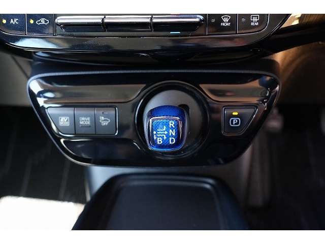 トヨタ プリウス １．８ Ｓ ツーリングセレクション R1年 (関東) 99