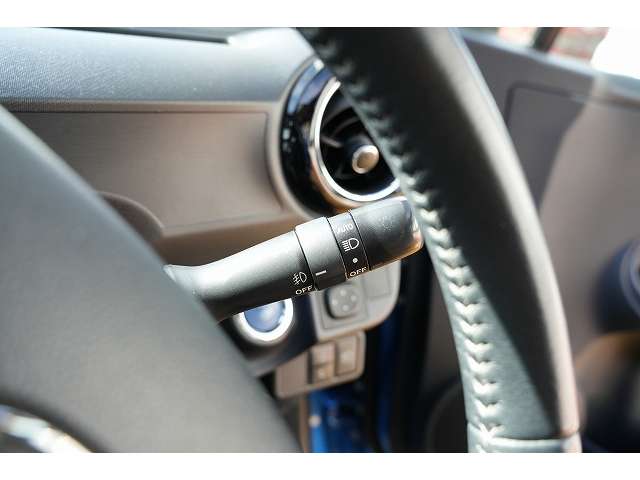 トヨタ アクア １．５ Ｘ－ＵＲＢＡＮ ソリッド H28年 (関東) 99