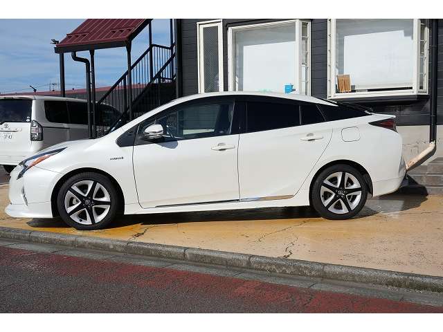 トヨタ プリウス １．８ Ａ ツーリングセレクション H28年 (関東) 99
