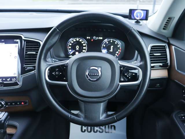 ボルボ ＸＣ９０ Ｔ５ ＡＷＤ モメンタム ４ＷＤ H28年 () 99
