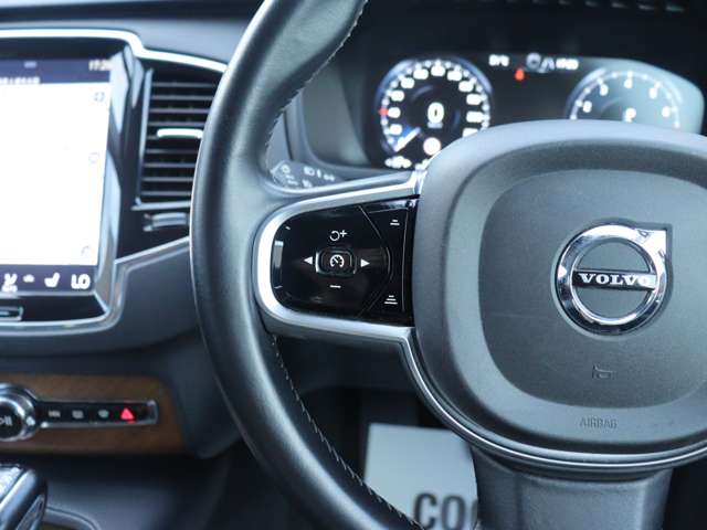 ボルボ ＸＣ９０ Ｔ５ ＡＷＤ モメンタム ４ＷＤ H28年 () 99