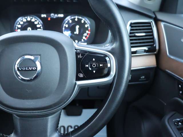 ボルボ ＸＣ９０ Ｔ５ ＡＷＤ モメンタム ４ＷＤ H28年 () 99