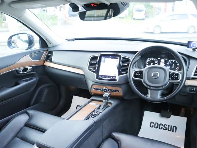 ボルボ ＸＣ９０ Ｔ５ ＡＷＤ モメンタム ４ＷＤ H28年 () 99