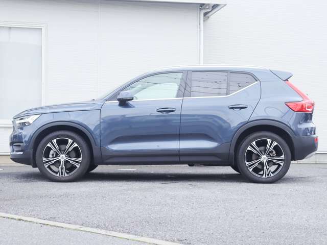 ボルボ ＸＣ４０ Ｂ４ ＡＷＤ インスクリプション ４ＷＤ R3年 () 99