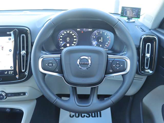 ボルボ ＸＣ４０ Ｂ４ ＡＷＤ インスクリプション ４ＷＤ R3年 () 99