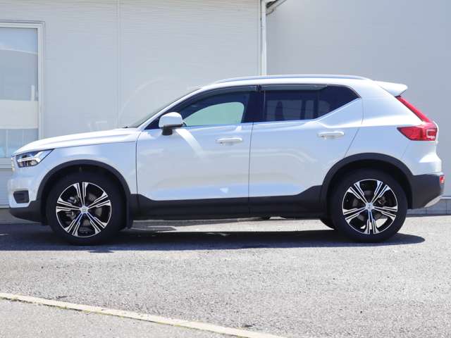 ボルボ ＸＣ４０ Ｂ４ ＡＷＤ インスクリプション ４ＷＤ R3年 () 99