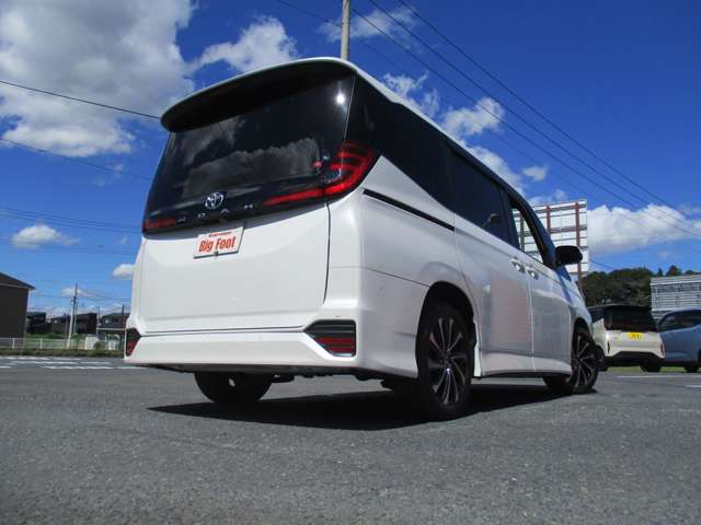 トヨタ ノア ２．０ Ｓ－Ｚ R7年 (関東) 99