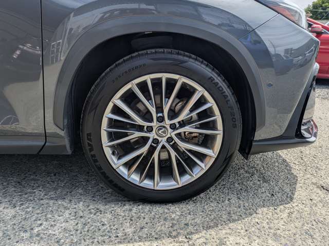 レクサス ＮＸ３５０ｈ バージョンＬ R5年 () 99