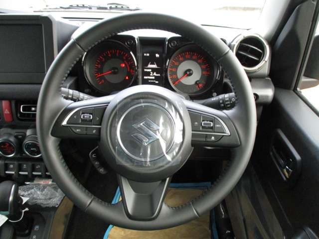 スズキ ジムニー　ノマド １．５ ＦＣ ４ＷＤ R8年 () 99