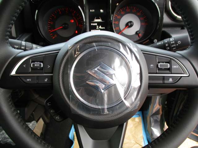 スズキ ジムニー　ノマド １．５ ＦＣ ４ＷＤ R8年 () 99