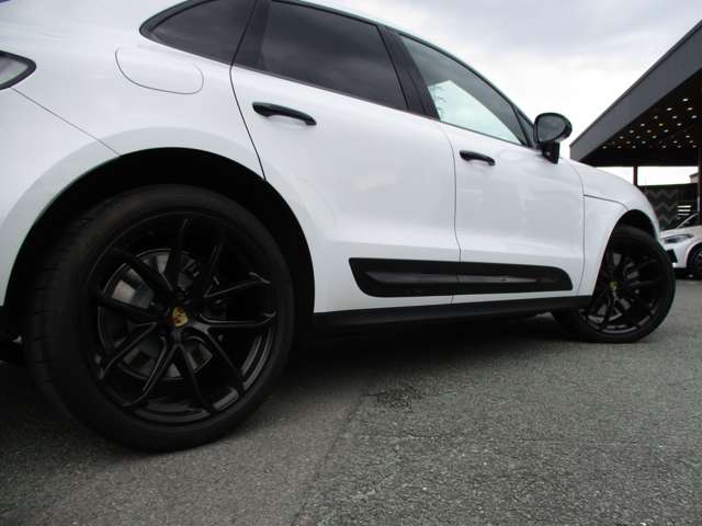 ポルシェ マカン ＧＴＳ ＰＤＫ ４ＷＤ R6年 () 99