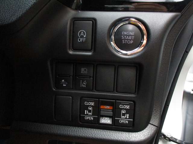 トヨタ ヴォクシー ２．０ ＺＳ 煌ＩＩＩ R3年 () 99