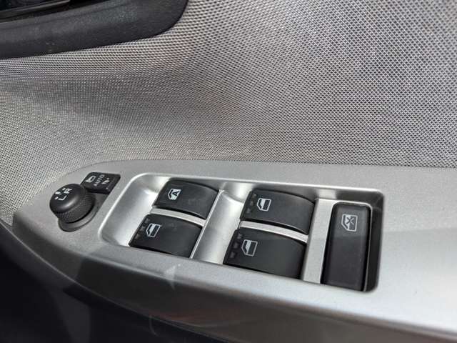 ダイハツ キャスト　アクティバ アクティバ ６６０ Ｇ ＳＡＩＩ ４ＷＤ H27年 () 99