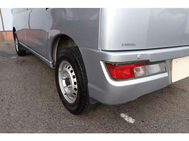 ダイハツ ハイゼットカーゴ ６６０ デラックス ＳＡＩＩＩ ハイルーフ ４ＷＤ R1年 () 99