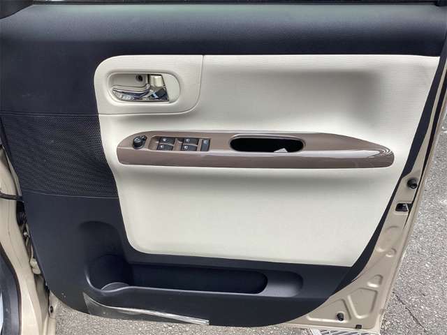 ダイハツ ムーヴ　キャンバス ６６０ Ｇ ホワイトアクセントＶＳ ＳＡＩＩＩ R3年 () 99