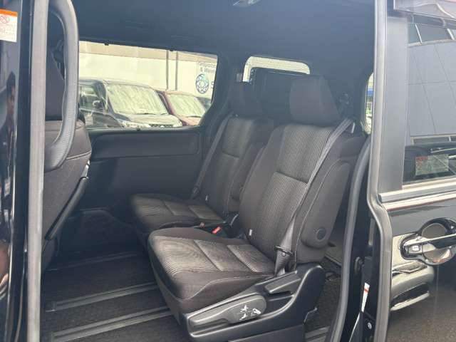 トヨタ ヴォクシー ２．０ ＺＳ R3年 (近畿) 99