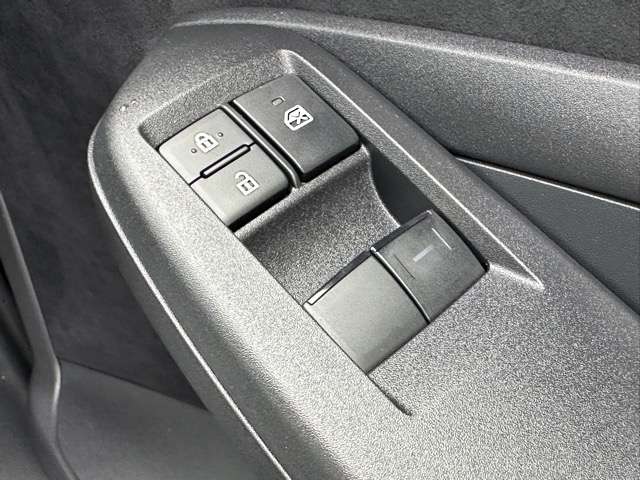トヨタ ＧＲヤリス １．６ ＲＺ ハイ パフォーマンス ＧＲ－ＤＡＴ ４ＷＤ R7年 () 99
