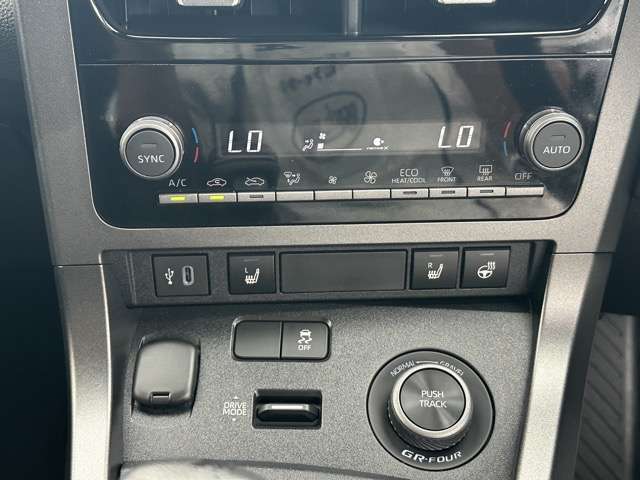トヨタ ＧＲヤリス １．６ ＲＺ ハイ パフォーマンス ＧＲ－ＤＡＴ ４ＷＤ R7年 () 99