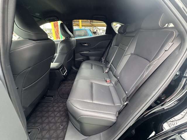 トヨタ クラウン　スポーツ　ハイブリッド ２．５ Ｚ Ｅ－ＦＯＵＲ ４ＷＤ R6年 () 99