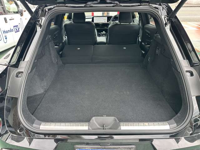 トヨタ クラウン　スポーツ　ハイブリッド ２．５ Ｚ Ｅ－ＦＯＵＲ ４ＷＤ R6年 () 99