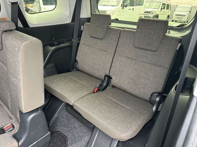 トヨタ シエンタ １．５ Ｚ R5年 () 99