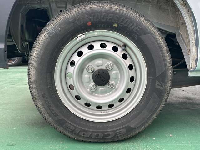 スバル サンバーバン ６６０ トランスポーター R4年 () 99