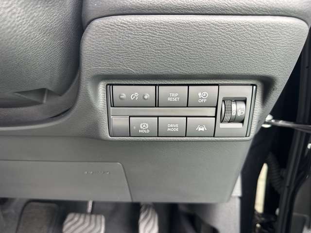 三菱 ｅＫクロス　ＥＶ Ｐ R4年 () 99