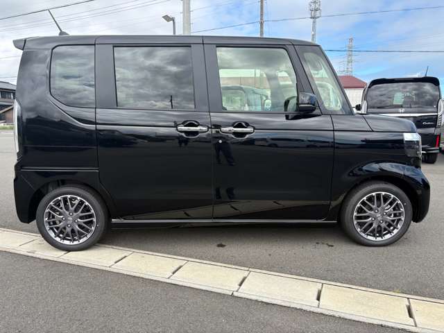 ホンダ Ｎ　ＢＯＸ カスタム ６６０ ターボ R8年 (東海) 99