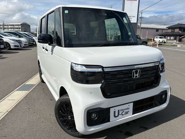 ホンダ Ｎ　ＢＯＸ カスタム ６６０ ブラック スタイル ４ＷＤ R8年 (東海) 99