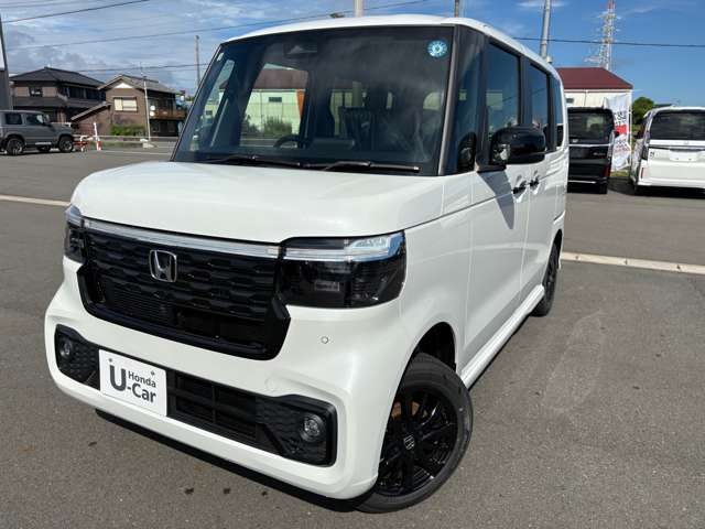 ホンダ Ｎ　ＢＯＸ カスタム ６６０ ブラック スタイル ４ＷＤ R8年 (東海) 99