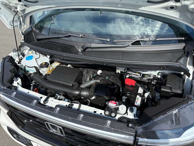 ホンダ Ｎ　ＢＯＸ カスタム ６６０ ブラック スタイル ４ＷＤ R8年 (東海) 99
