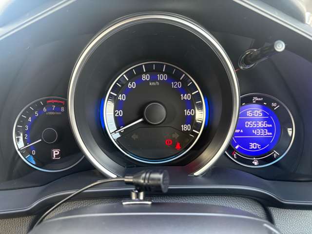 ホンダ フィット １．３ １３Ｇ Ｆパッケージ H25年 (九州・沖縄) 99