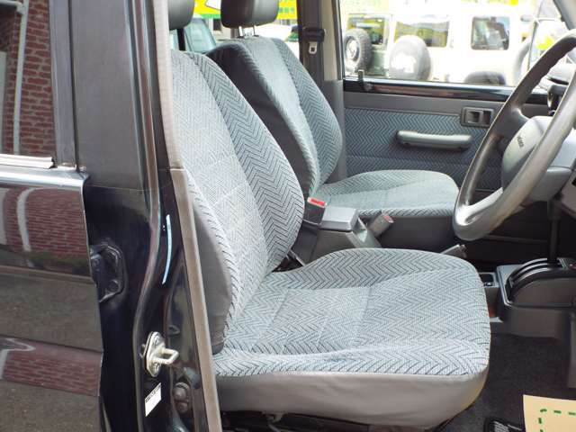 トヨタ ランドクルーザーバン ４．２ ＬＸ ディーゼル ４ＷＤ H9年 (近畿) 99