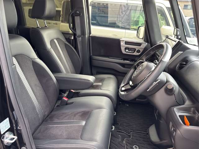 ホンダ Ｎ　ＢＯＸ カスタム ６６０ Ｌ ターボ スタイルプラス ブラック R5年 () 99