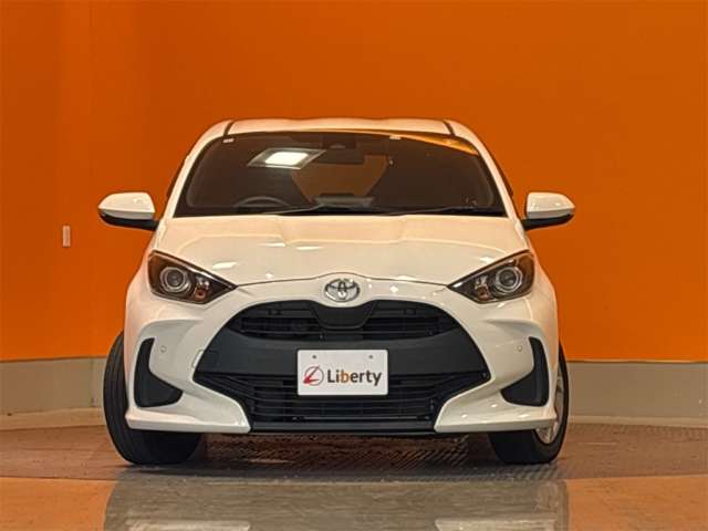 トヨタ ヤリス １．０ Ｘ R3年 (近畿) 99