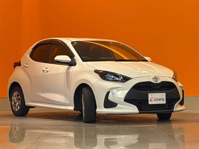 トヨタ ヤリス １．０ Ｘ R3年 (近畿) 99
