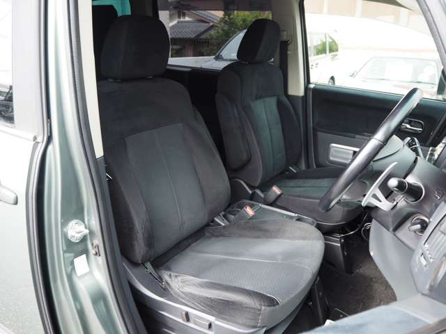 三菱 デリカ　Ｄ：５ ２．４ Ｇ プレミアム ４ＷＤ H19年 () 99