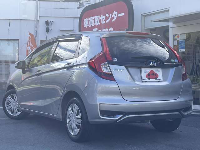 ホンダ フィット １．３ １３Ｇ Ｆ R1年 (関東) 99